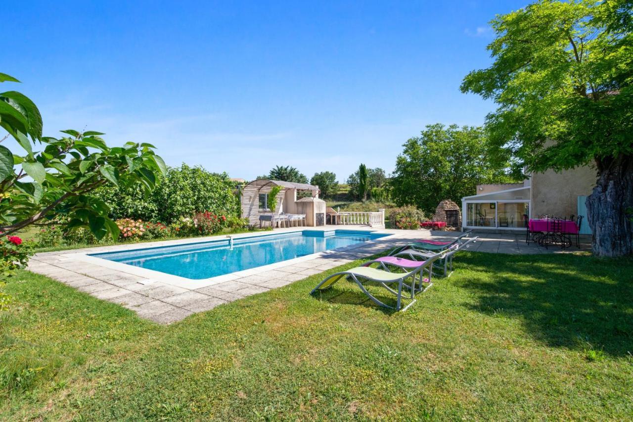Villa Charmante A La Tour-D'Aigues Avec Piscine Privee ภายนอก รูปภาพ